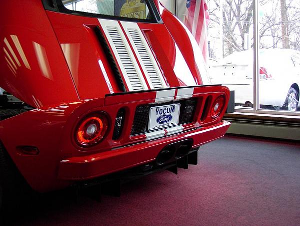 Red Ford GT pics-ford-gt-3.jpg