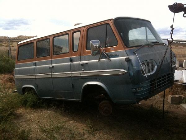 Kyles '64 Falcon Econoline Clubwagon Deluxe Project-a029ec46.jpg
