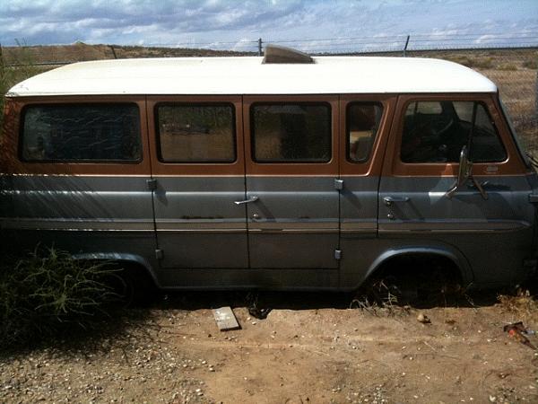 Kyles '64 Falcon Econoline Clubwagon Deluxe Project-1a3eb56a.jpg