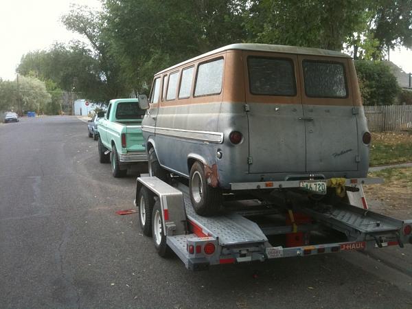 Kyles '64 Falcon Econoline Clubwagon Deluxe Project-501e36d9.jpg
