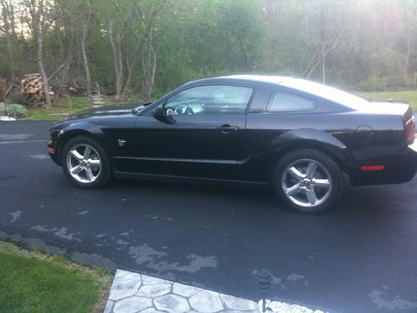 2005-2009 S-197 Gen 1 FORD MUSTANG Black Picture Gallery!-image-3473394339.jpg