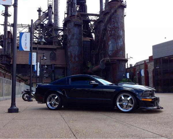 2005-2009 S-197 Gen 1 FORD MUSTANG Black Picture Gallery!-image-3594576740.jpg