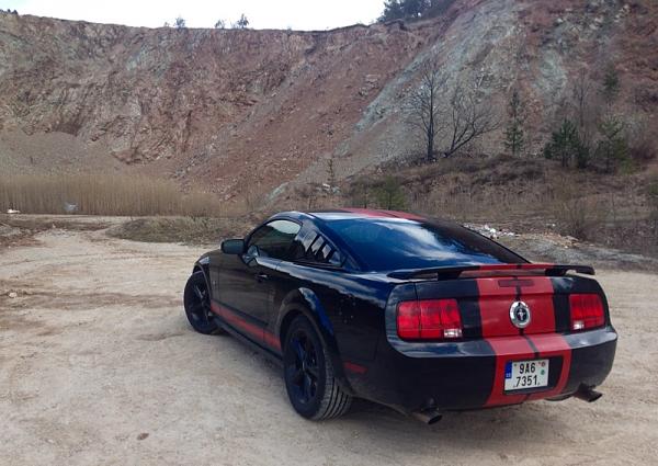 2005-2009 S-197 Gen 1 FORD MUSTANG Black Picture Gallery!-image.jpg