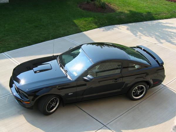 * Black Mustang Check-In *-roofok-9-10-06.jpg