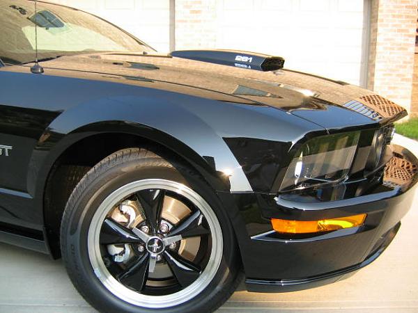 * Black Mustang Check-In *-wheel-9-10-06.jpg