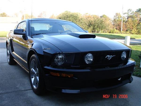 * Black Mustang Check-In *-nov06-012.jpg