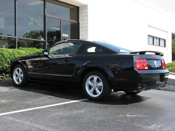 Wanted: pics of silver Bullitts on black Mustangs-2232458_3.jpg
