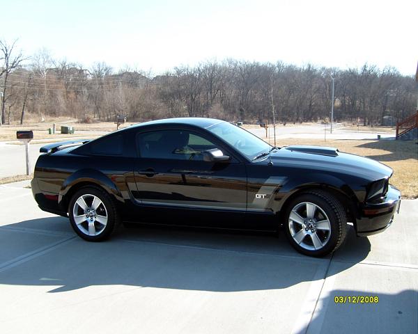 2005-2009 S-197 Gen 1 FORD MUSTANG Black Picture Gallery!-s7300142a.jpg