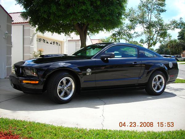 2005-2009 S-197 Gen 1 FORD MUSTANG Black Picture Gallery!-hd-mustang-new-4.jpg