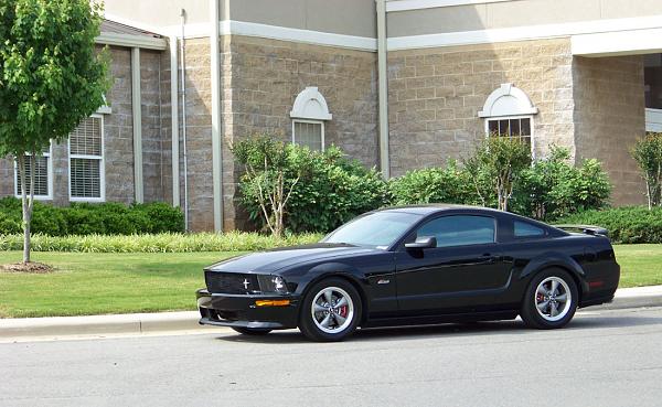 2005-2009 S-197 Gen 1 FORD MUSTANG Black Picture Gallery!-may-2008-pic2.jpg