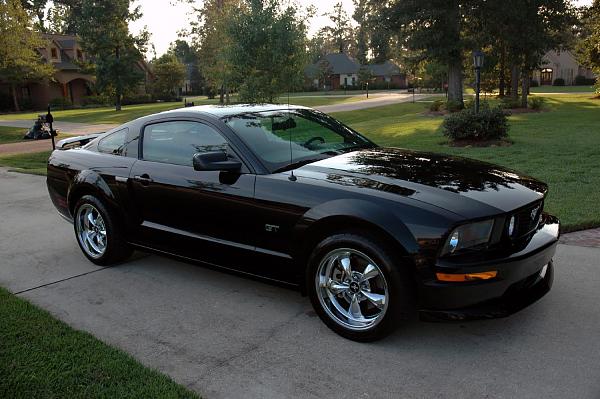 2005-2009 S-197 Gen 1 FORD MUSTANG Black Picture Gallery!-dsc_0004_small.jpg