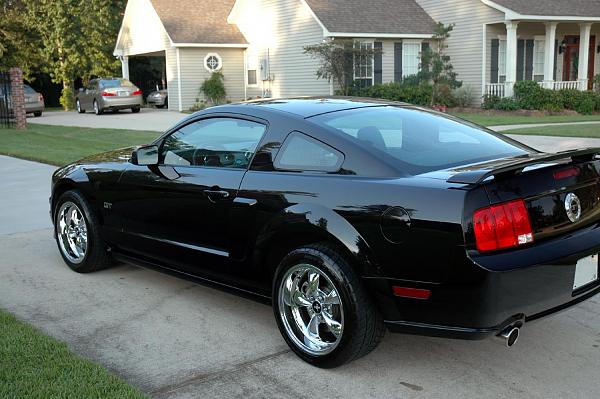 2005-2009 S-197 Gen 1 FORD MUSTANG Black Picture Gallery!-dsc_0010_small.jpg
