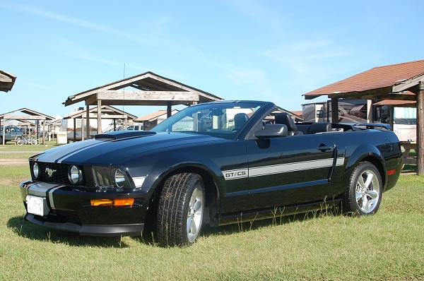 2005-2009 S-197 Gen 1 FORD MUSTANG Black Picture Gallery!-front-2.jpg