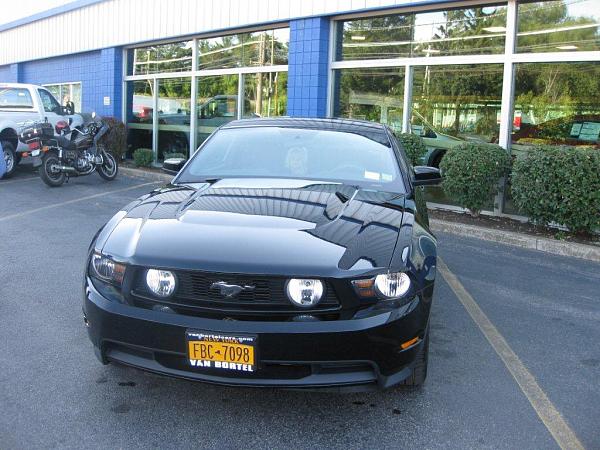 2005-2009 S-197 Gen 1 FORD MUSTANG Black Picture Gallery!-front-dealer.jpg