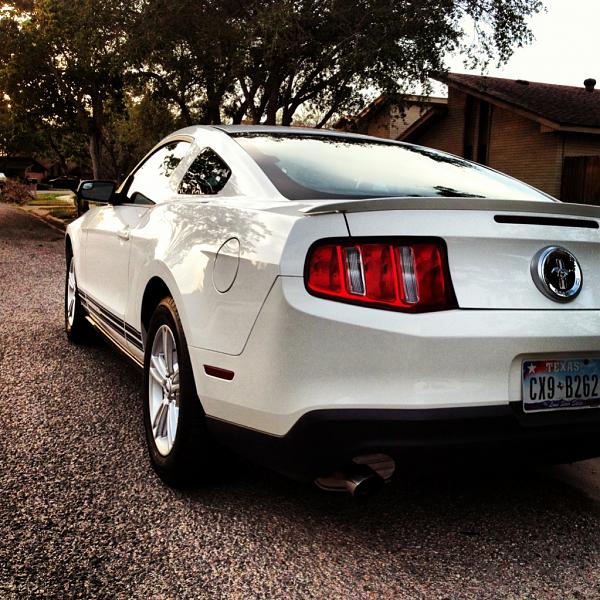 2005-2009 S-197 Gen 1 Performance White Mustang Picture Gallery-image-101672776.jpg