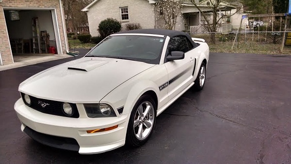 2005-2009 S-197 Gen 1 Performance White Mustang Picture Gallery-2008_gt_cs_sp1_8d85b0b5c28b55e4f63db2674781aabd5b666357.jpg