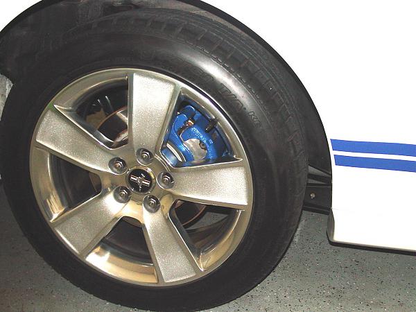 My new Perf White GT...-dsfront-painted-caliper1.jpg