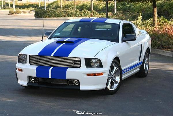 2005-2009 S-197 Gen 1 Performance White Mustang Picture Gallery-rmcomer-4-copy.jpg