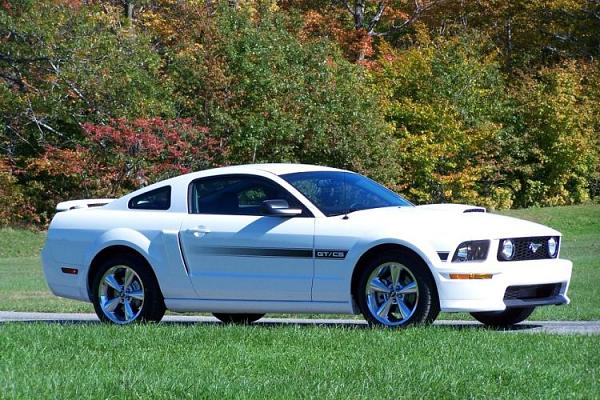 2005-2009 S-197 Gen 1 Performance White Mustang Picture Gallery*-101_1089.jpg