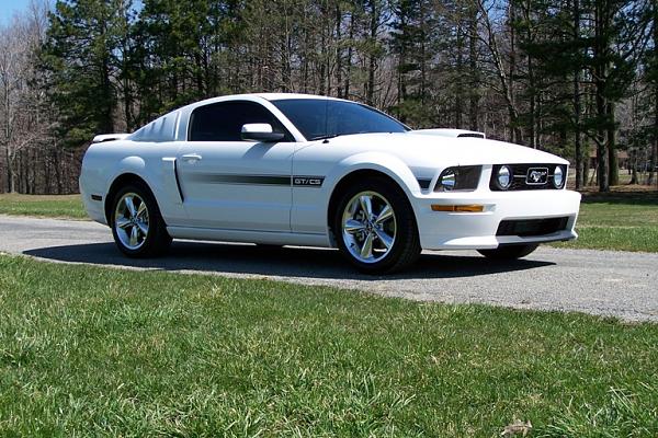 2005-2009 S-197 Gen 1 Performance White Mustang Picture Gallery*-000_0049.jpg