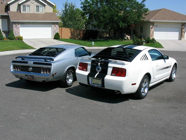 2005-2009 S-197 Gen 1 Performance White Mustang Picture Gallery*-img_2905.jpg