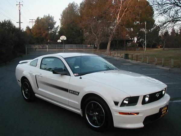 2005-2009 S-197 Gen 1 Performance White Mustang Picture Gallery-gtcs7.jpg