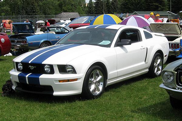 2005-2009 S-197 Gen 1 Performance White Mustang Picture Gallery-show-shine1.jpg