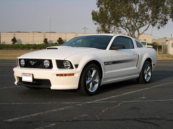 2005-2009 S-197 Gen 1 Performance White Mustang Picture Gallery-picture-006.jpg