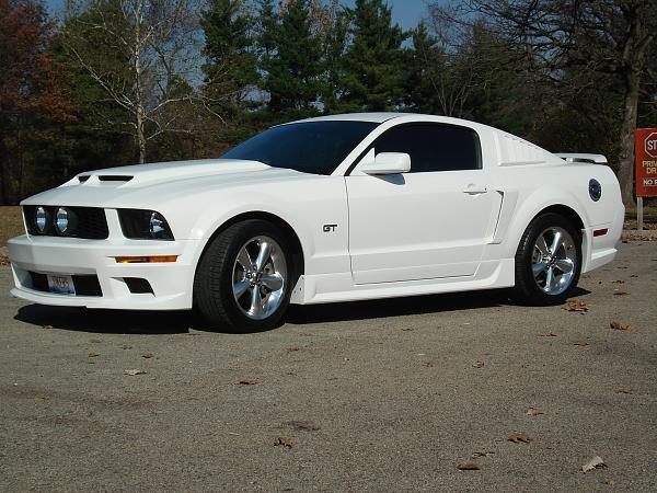 2005-2009 S-197 Gen 1 Performance White Mustang Picture Gallery-toys-004.jpg
