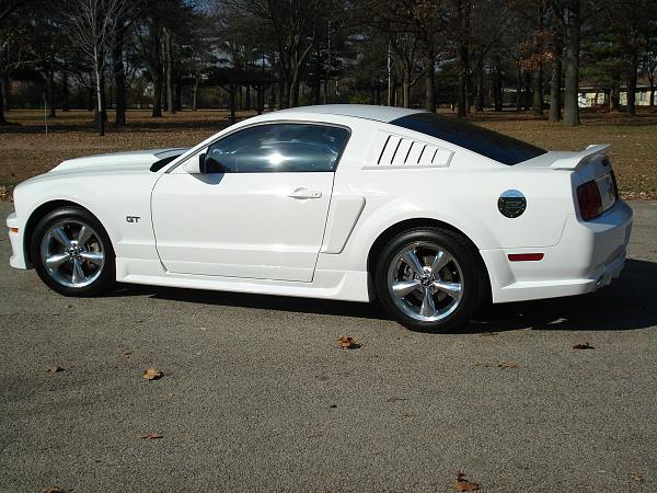 2005-2009 S-197 Gen 1 Performance White Mustang Picture Gallery-toys-007.jpg