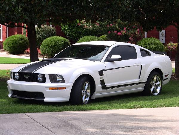 2005-2009 S-197 Gen 1 Performance White Mustang Picture Gallery-img_1424.jpg