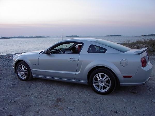 2005-2009 Satin Silver S-197 Gen 1 Mustang Picture Gallery-side-view-2.jpg