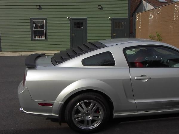 2005-2009 Satin Silver S-197 Gen 1 Mustang Picture Gallery-behind-lizzy-borden-house-2008.jpg