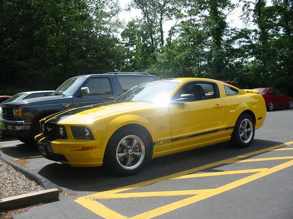 2005-2006 S-197 Gen 1 Screaming Yellow Picture Gallery-img_2704.jpg
