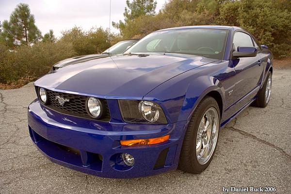Here's picture of my 2005 Mustang GT-mike_gt_03.jpg