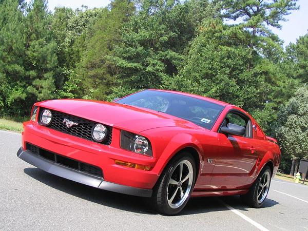 2005-2008 Ford Mustang S-197 Gen 1 Torch Red Picture Gallery-driversfender1.jpg