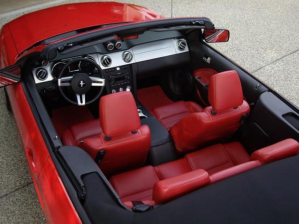2005-2008 Ford Mustang S-197 Gen 1 Torch Red Picture Gallery-imgp0805.jpg