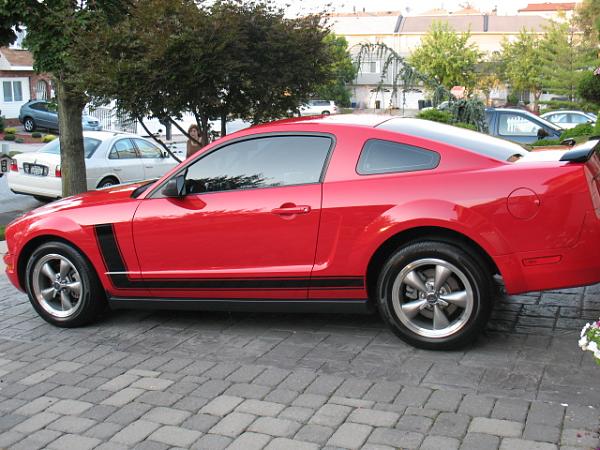 2005-2008 Ford Mustang S-197 Gen 1 Torch Red Picture Gallery-img_0399.jpg