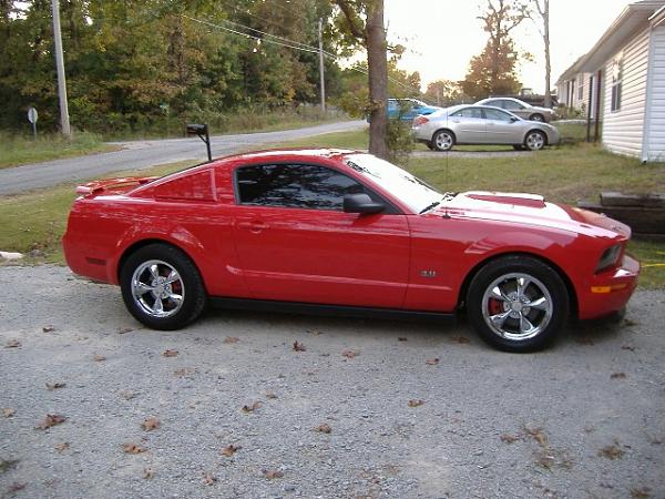 2005-2008 Ford Mustang S-197 Gen 1 Torch Red Picture Gallery-stang-3.jpg