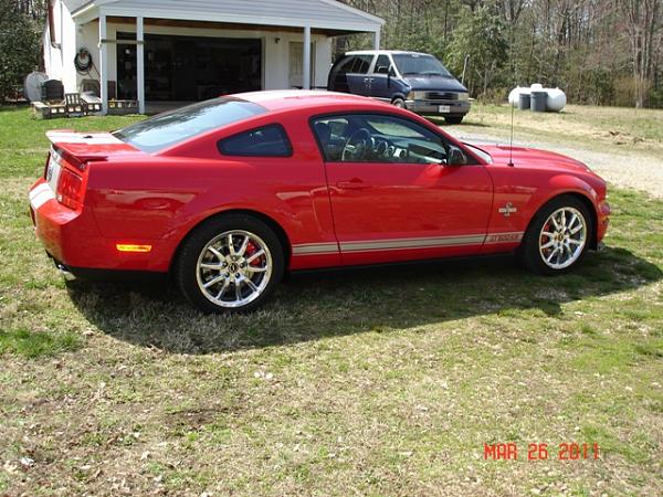 2005-2008 Ford Mustang S-197 Gen 1 Torch Red Picture Gallery-car-carrots-pictures-3-26-11-008.jpg