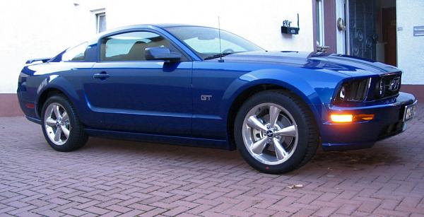 2006-2009 Ford Mustang S-197 Gen 1 Vista Blue Picture Gallery-07gt1.jpg