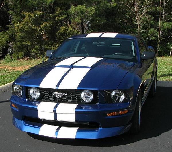 2006-2009 Ford Mustang S-197 Gen 1 Vista Blue Picture Gallery-front-angle-1.jpg