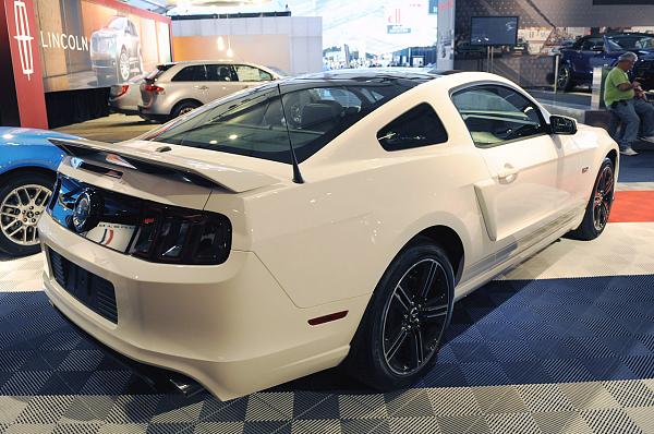 2013 Rear Views ...-04-2013-ford-mustang-california-special.jpg