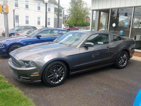 Pics of DIB GT/CS and Sterling Grey MCA cars. I just got them in!!-2013-sg-mcab.jpg