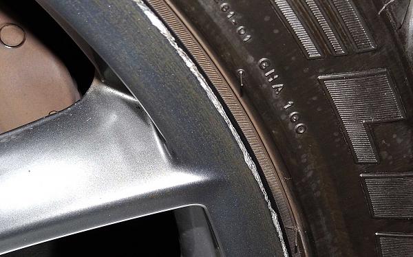 2012 GT Brembo WheelProblem-2a_edited-1.jpg