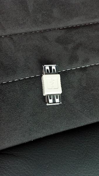 Adding a 2nd USB port and a hard drive to Sync-2012-07-05_16-32-41_322.jpg