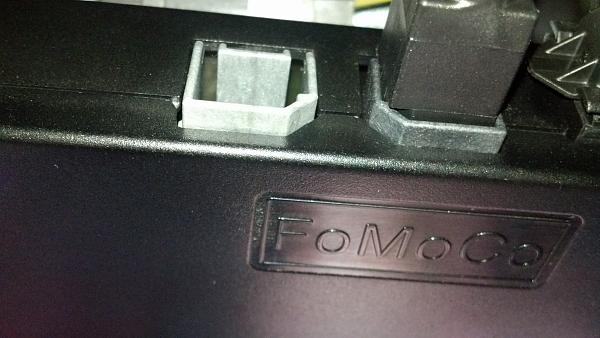 Adding a 2nd USB port and a hard drive to Sync-2012-07-05_16-35-43_993.jpg