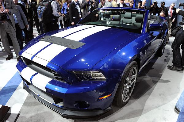 2010-2014 Ford Mustang S-197 Gen II Lets see your latest Pics PHOTO GALLERY-05-2013-shelby-gt500-convertible-live.jpg