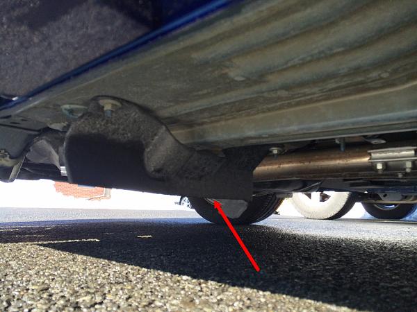 Plastic Part under Chassis of 2014 Mustang V6-pic3.jpg