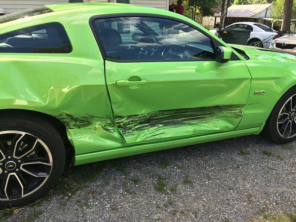 do y'all think she totaled-img_1255.jpg